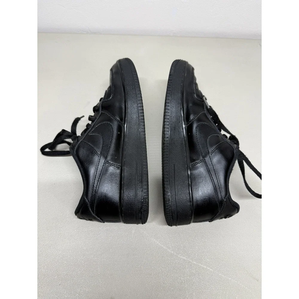 Nike Air Force 1 Low Triple Black Mens 7 Womens 8.5 Youth 7